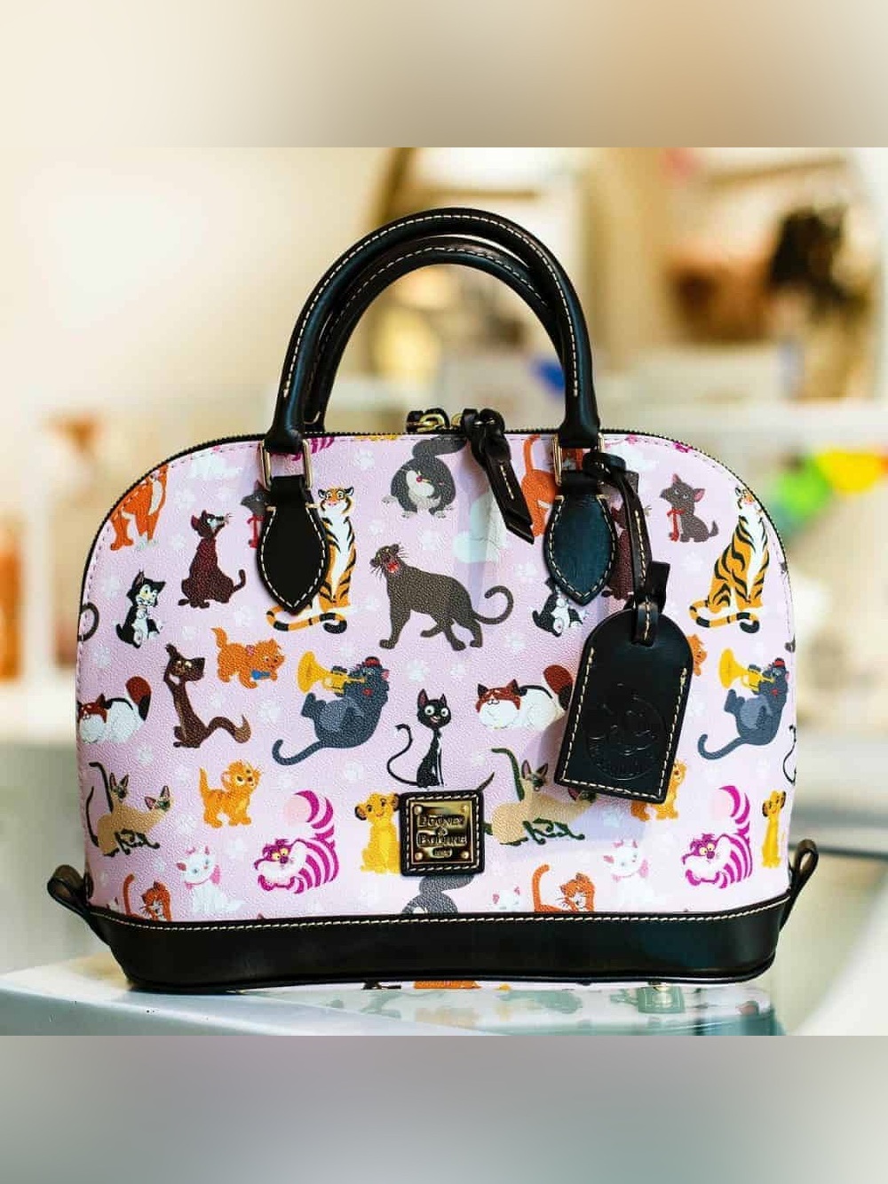 Dooney & Bourke 2019 Exclusive Disney Passholder Pink Multi-Cat Dome Satchel - Picture 1 of 1